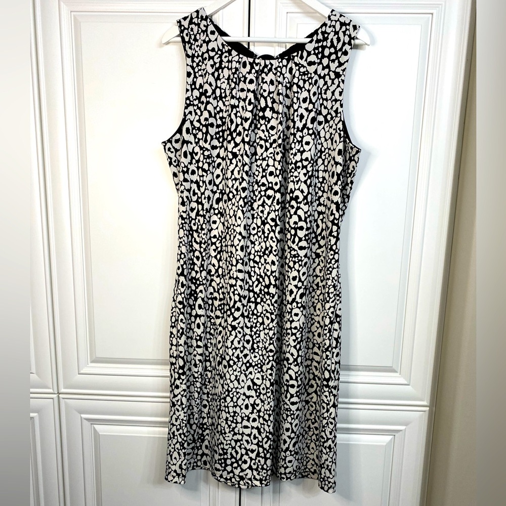 EUC Lori Michaels Size XL Sleeveless Midi Dress Black White Print Summer Sun